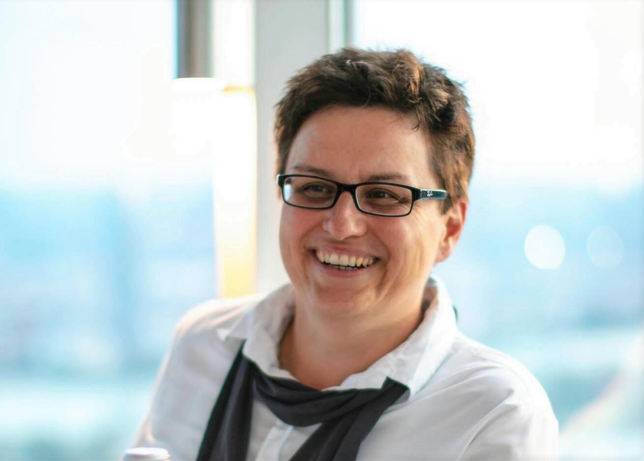 Sabine Hackl Wirtschaftsuniversität Wien Podcast Newsroom Köpfe